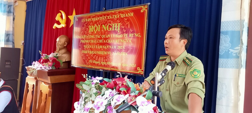 Đồng chí Trương Quang Khải, Hạt Phó hạt kiểm lâm Trà Bồng phát biểu chỉ đạo tại Hội nghị