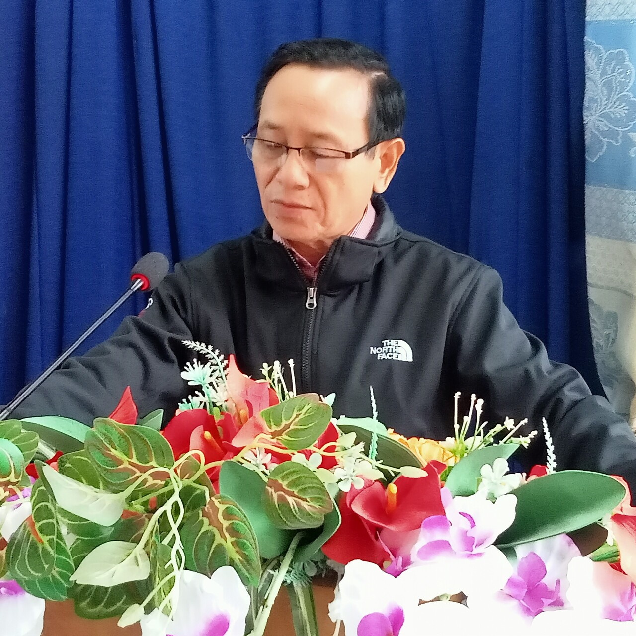 Ông Nguyễn Thế Kiều, Huyện ủy viên - Trưởng ban Kinh tế - xã hội HĐND huyện phát biểu chỉ đạo tại kỳ họp