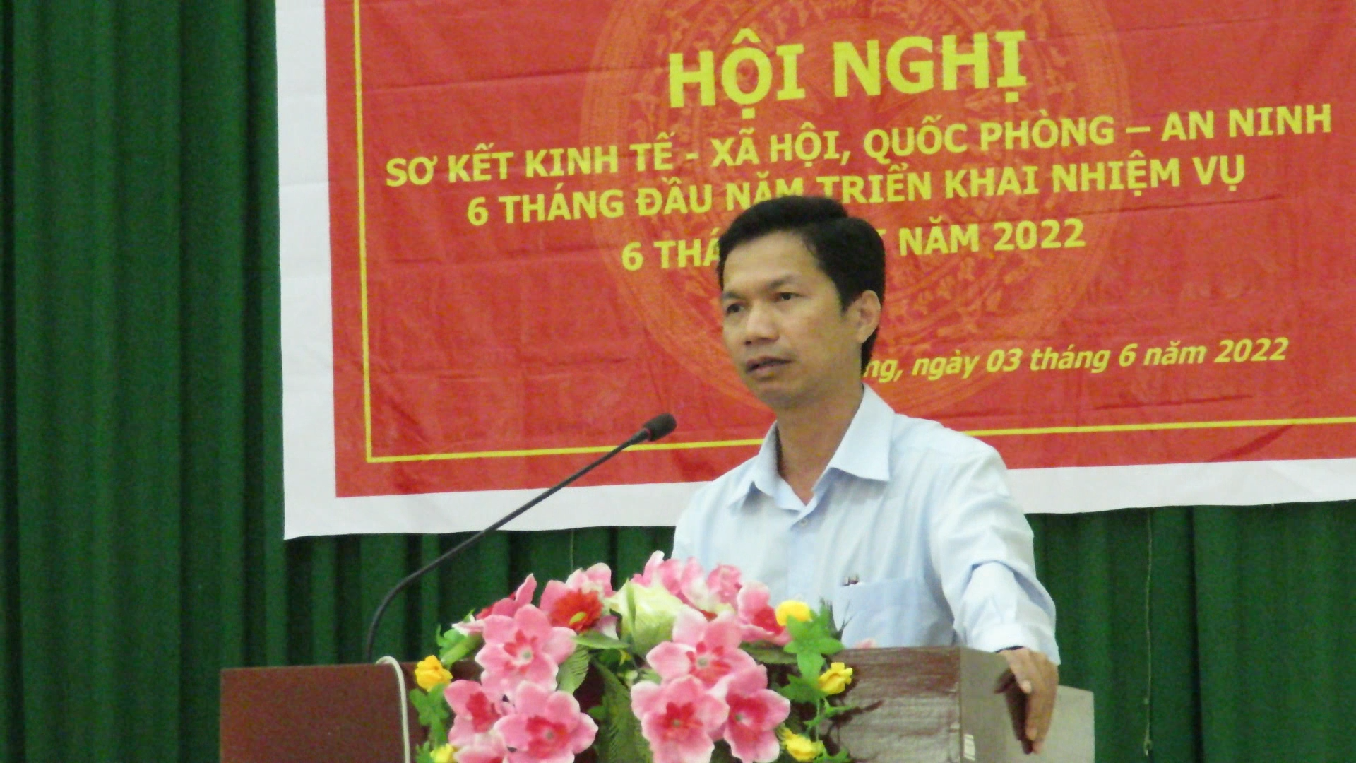 UBND huyện Trà Bồng Hội nghị sơ kết tình hình thực hiện nhiệm vụ phát triển kinh tế - xã hội, quốc phong – an ninh 6 tháng đầu năm, triển khai nhiệm vụ chủ yếu 6 tháng cuối năm 2022